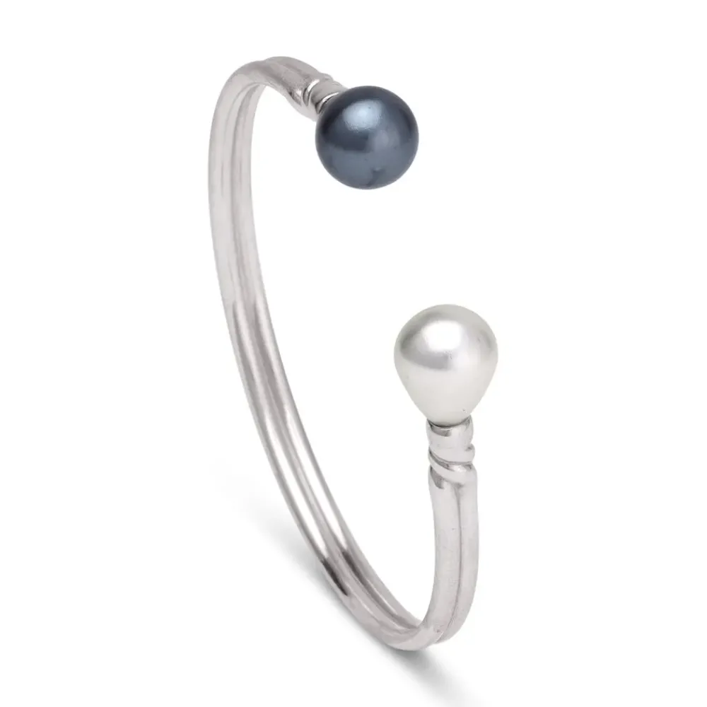 Online Venus Pearl Silver Cuff, Black/White Bracelets