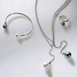 Online Venus Pearl Silver Cuff, Black/White Bracelets