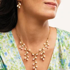 Fashion Willow Catkins Pearl Bib Necklace Necklaces
